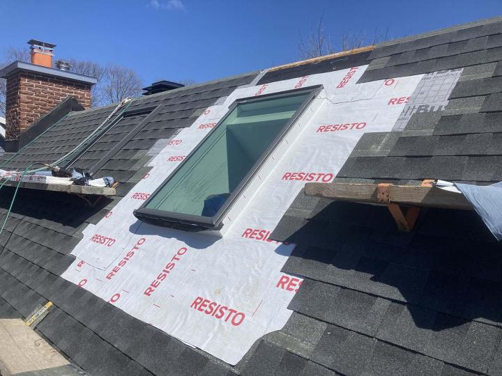 Pose de puits de lumière Québec